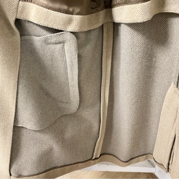 Canali Tan Coat 40R - Picture 8 of 16